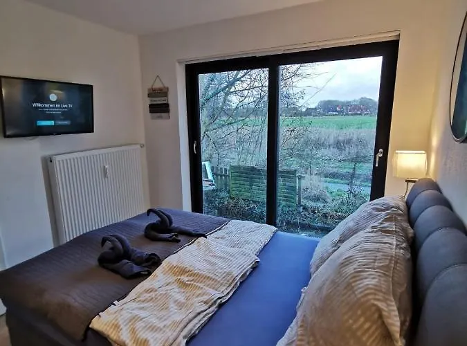 Tiny Mit Panoramaterrasse - Ausblick Ins Gruene Inklusive Wilhelmshaven